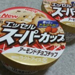 エッセルスーパーカップ　アーモンドチョコチップ